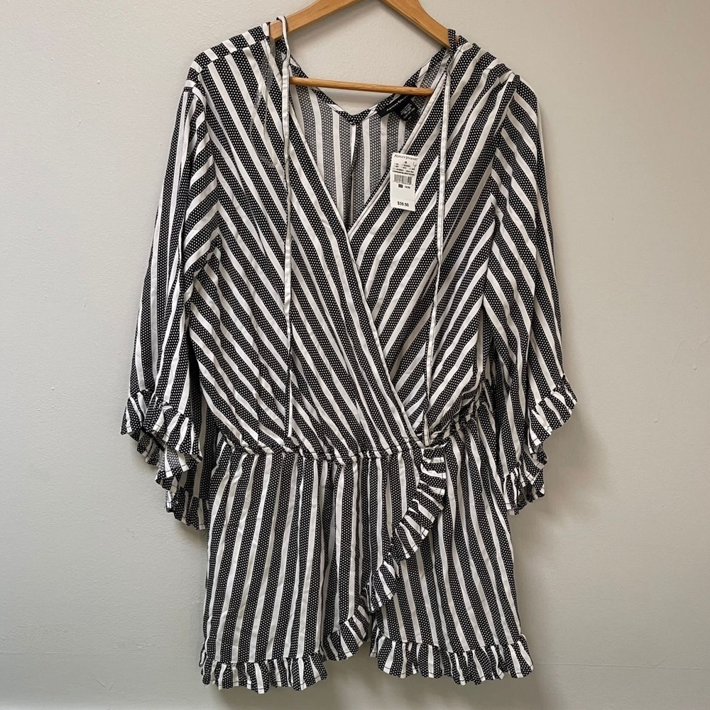 Ashley Stewart Ruffled White Black Striped Top 18/20 NWT